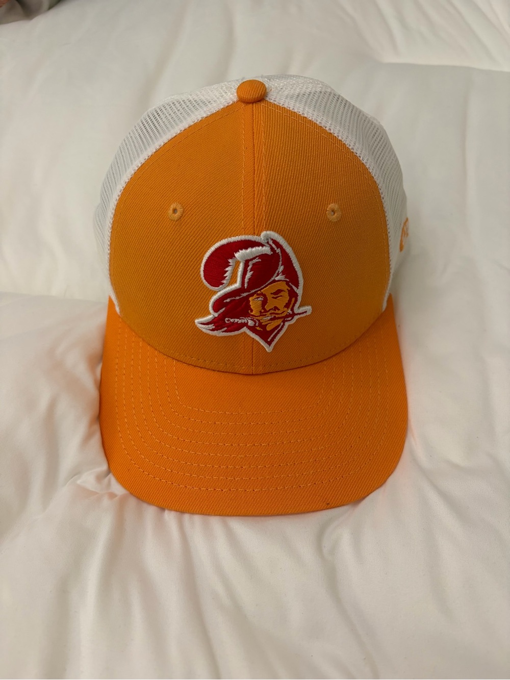 New Era Tampa Bay Buccaneers 9SEVENTY Trucker Snapback Hat Orange White NFL